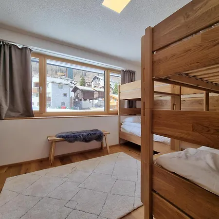 Riverside 2nd Floor North *